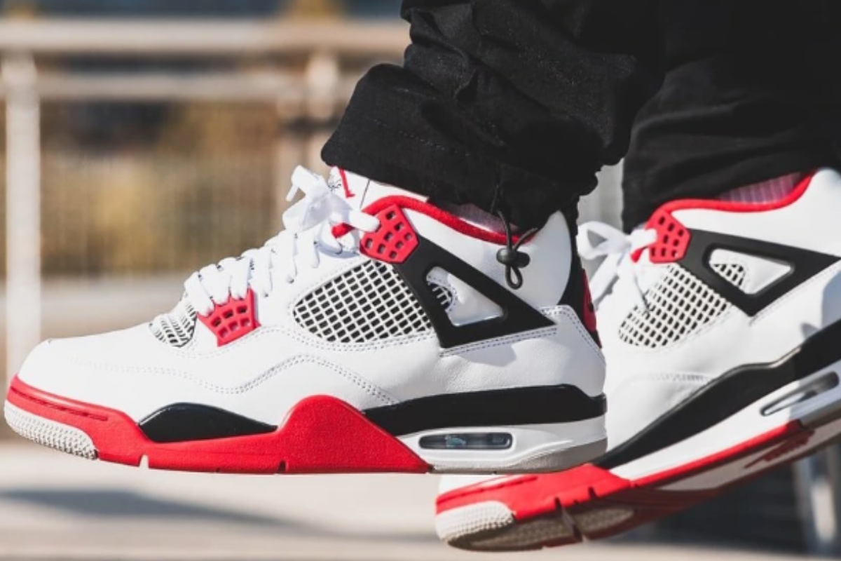 Expert Tips How to Spot Fake Jordan 4 Sneakers Easily Flip Supply