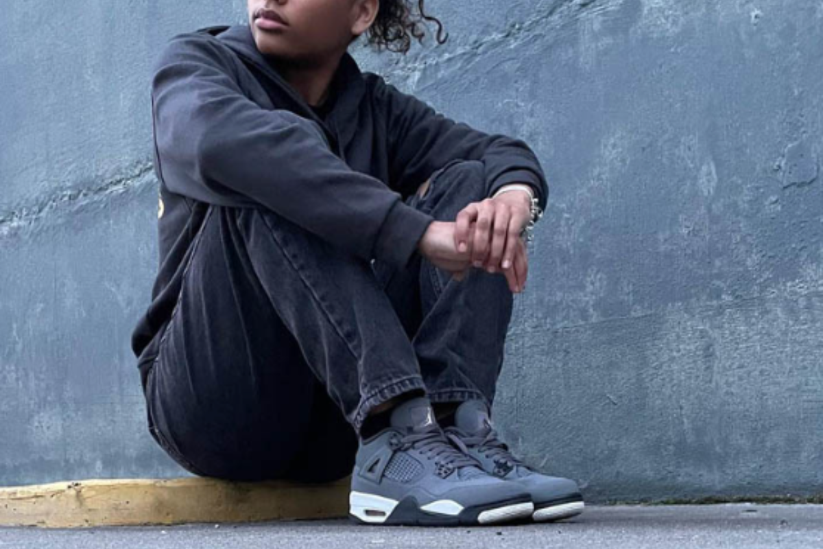 How to style jordan 4