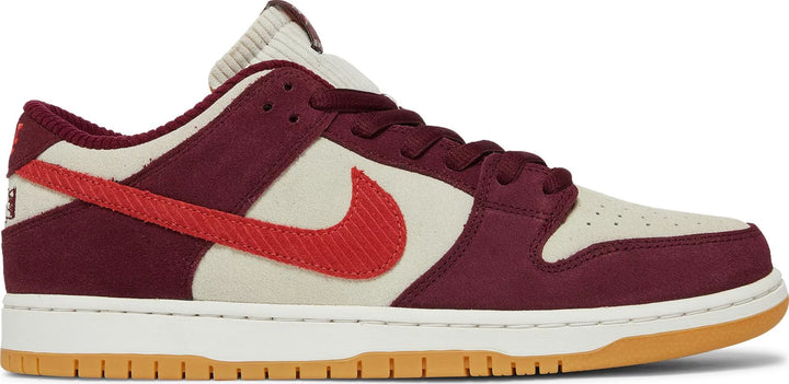 Nike Dunk Low SB Skate Like a Girl W