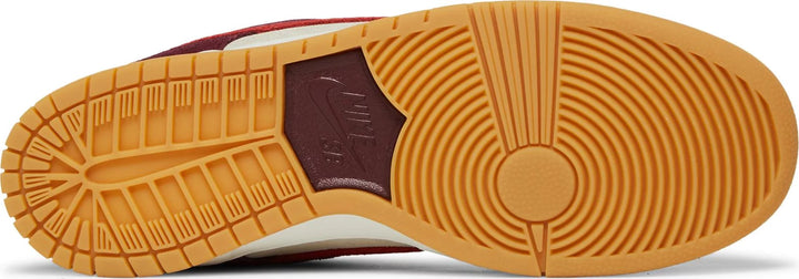 Nike Dunk Low SB Skate Like a Girl W