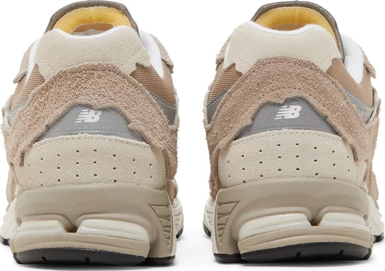 New Balance 2002R Protection Pack Driftwood