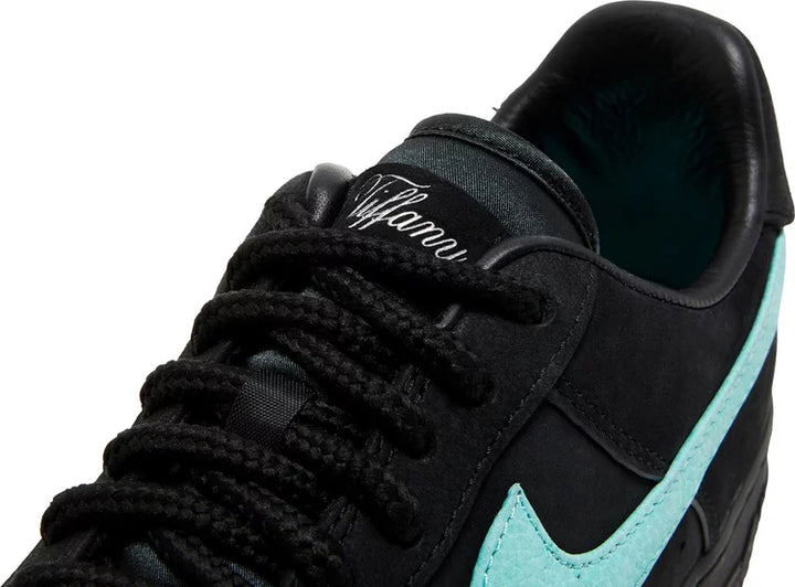 Nike Air Force 1 x Tiffany &amp; Co