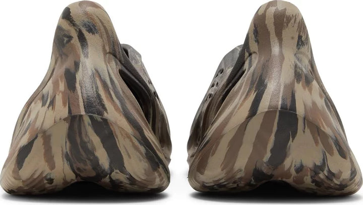 Yeezy Foam Runner MX Cinder