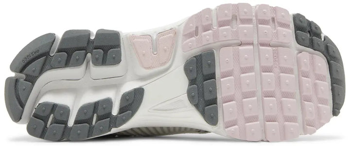 Nike Vomero 5 Photon Dust Summit White Pink Foam W