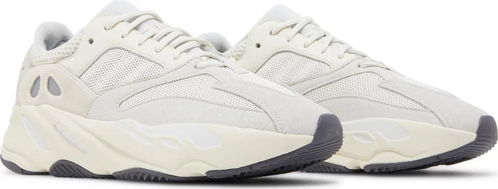 Yeezy 700 v1 Analog W