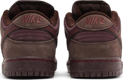 Nike Dunk Low SB City of Love Burgundy Crush