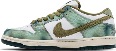 Nike Dunk Low SB x  Alexis Sablone Chameleon