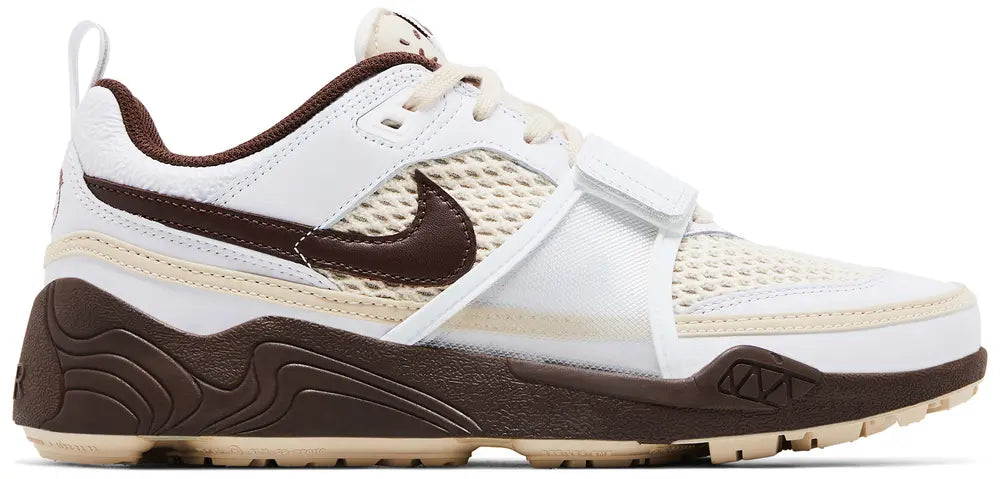 Nike Travis Scott x Zoom Field Jaxx Light Chocolate