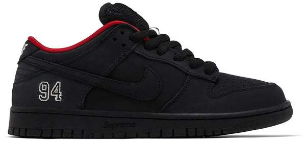 25aw Supreme NIKE Dunk SB Low ブラック　BLack Supreme x Nike SB Dunk Low Black HQ8487-001
