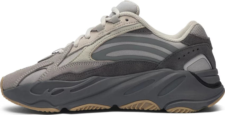 Yeezy 700 v2 Tephra