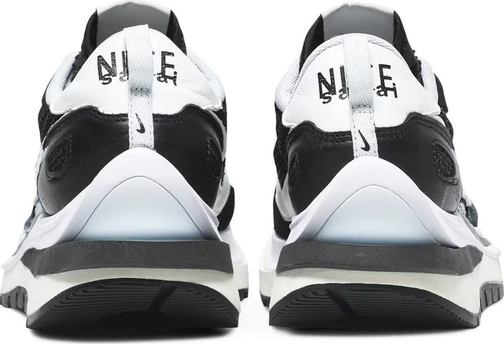 Nike Sacai VapourWaffle Black &amp; White