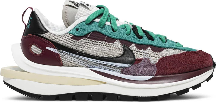 Nike Sacai VapourWaffle Villain Red