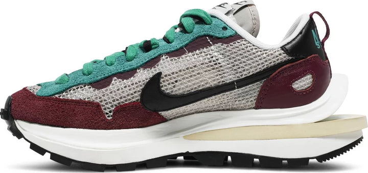 Nike Sacai VapourWaffle Villain Red