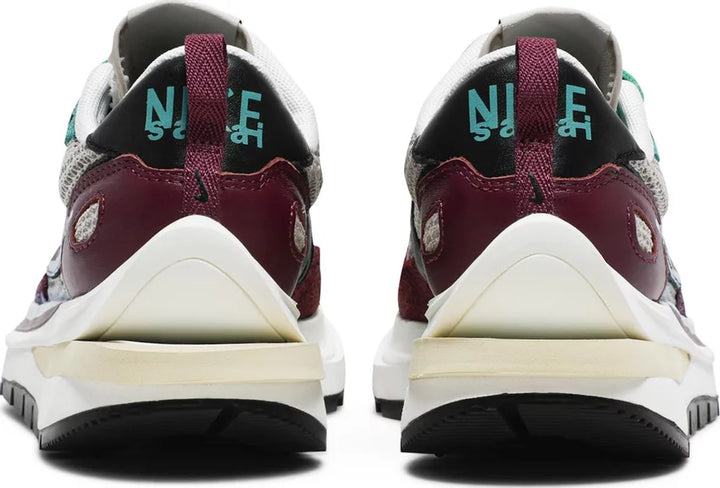 Nike Sacai VapourWaffle Villain Red