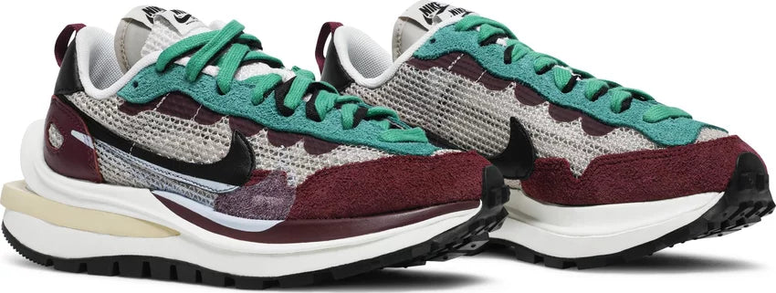Nike Sacai VapourWaffle Villain Red