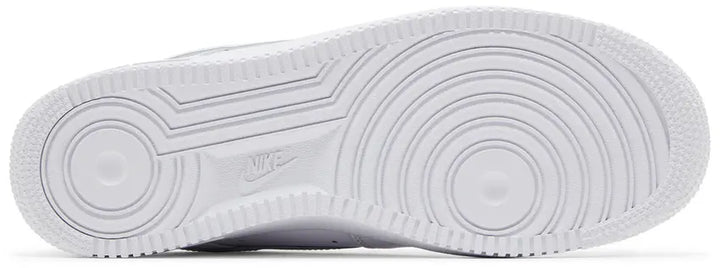 Nike Air Force 1 &