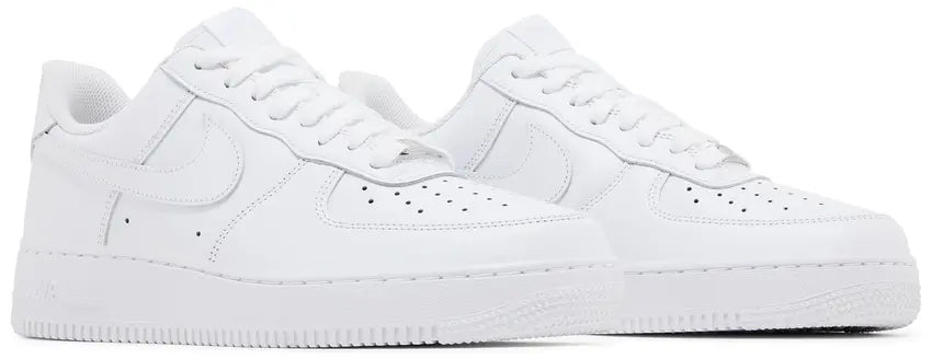 Nike Air Force 1 &
