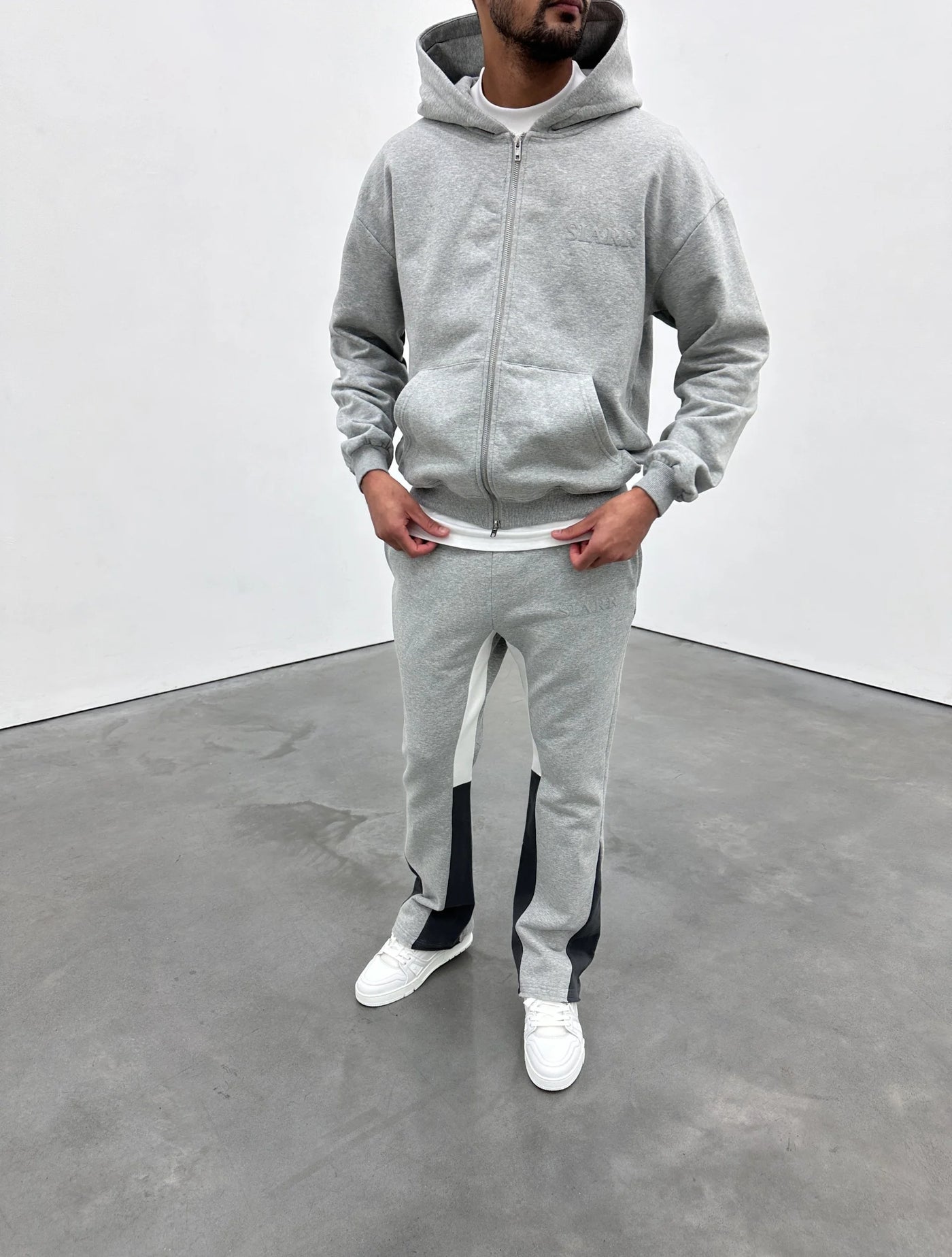 SIARR Zip Hoodie Light Grey