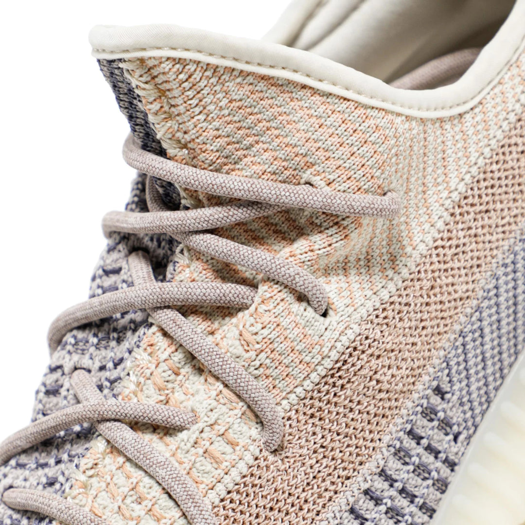 Yeezy 350 v2 Ash Pearl