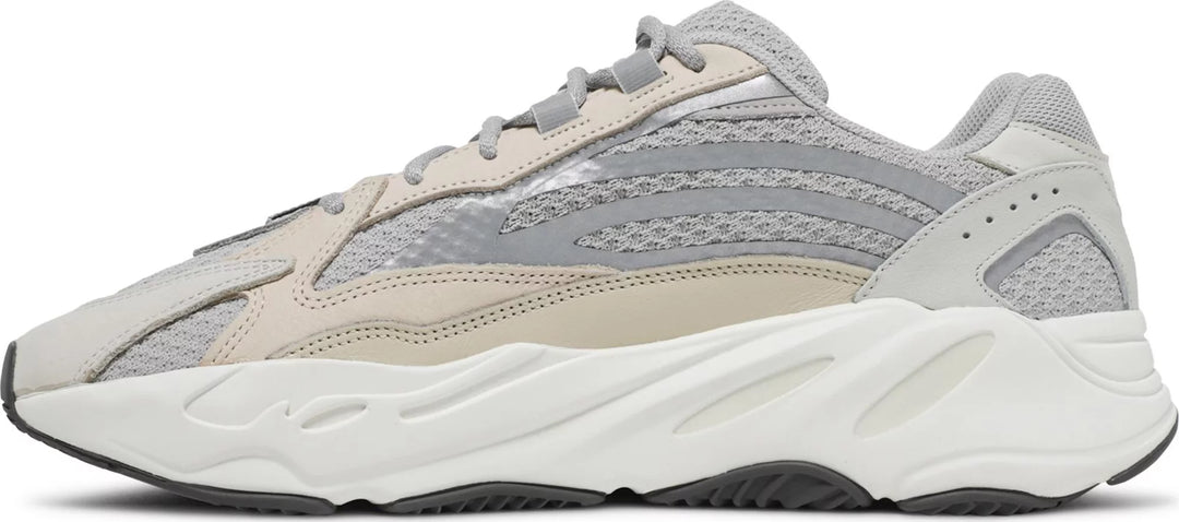 Yeezy 700 v2 Cream