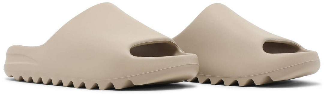 Yeezy Slide Pure