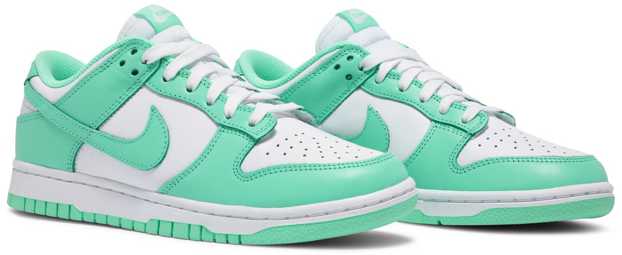 Nike Dunk Low Green Glow W