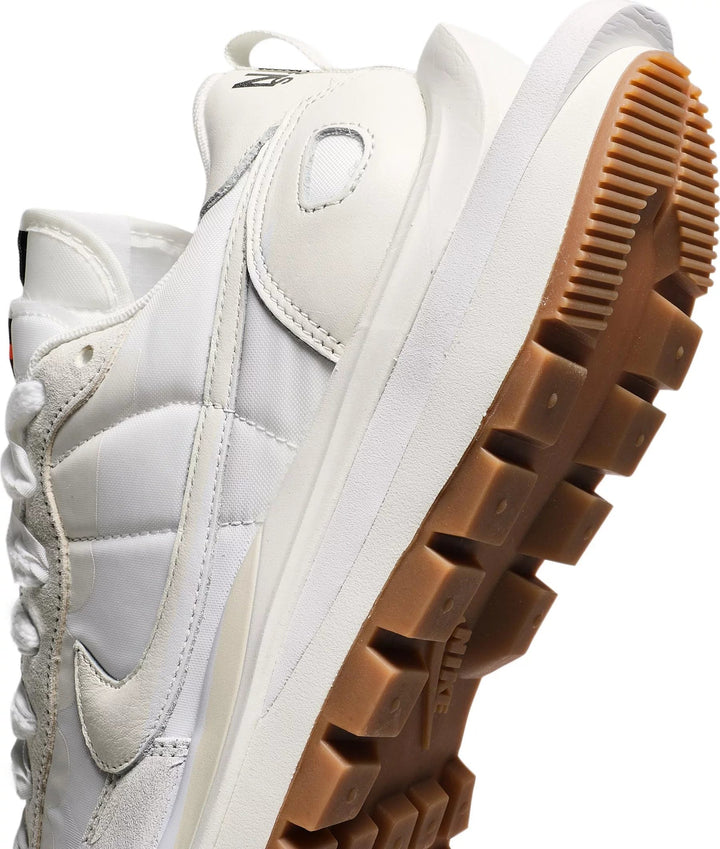 Nike Sacai VapourWaffle Sail Gum W