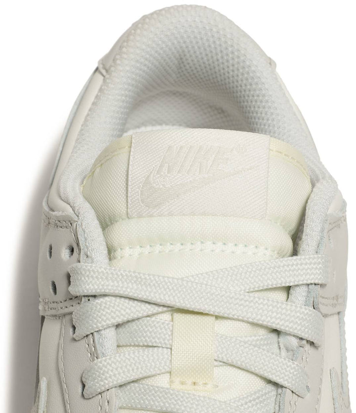 Nike Dunk Low Sail Light Bone W