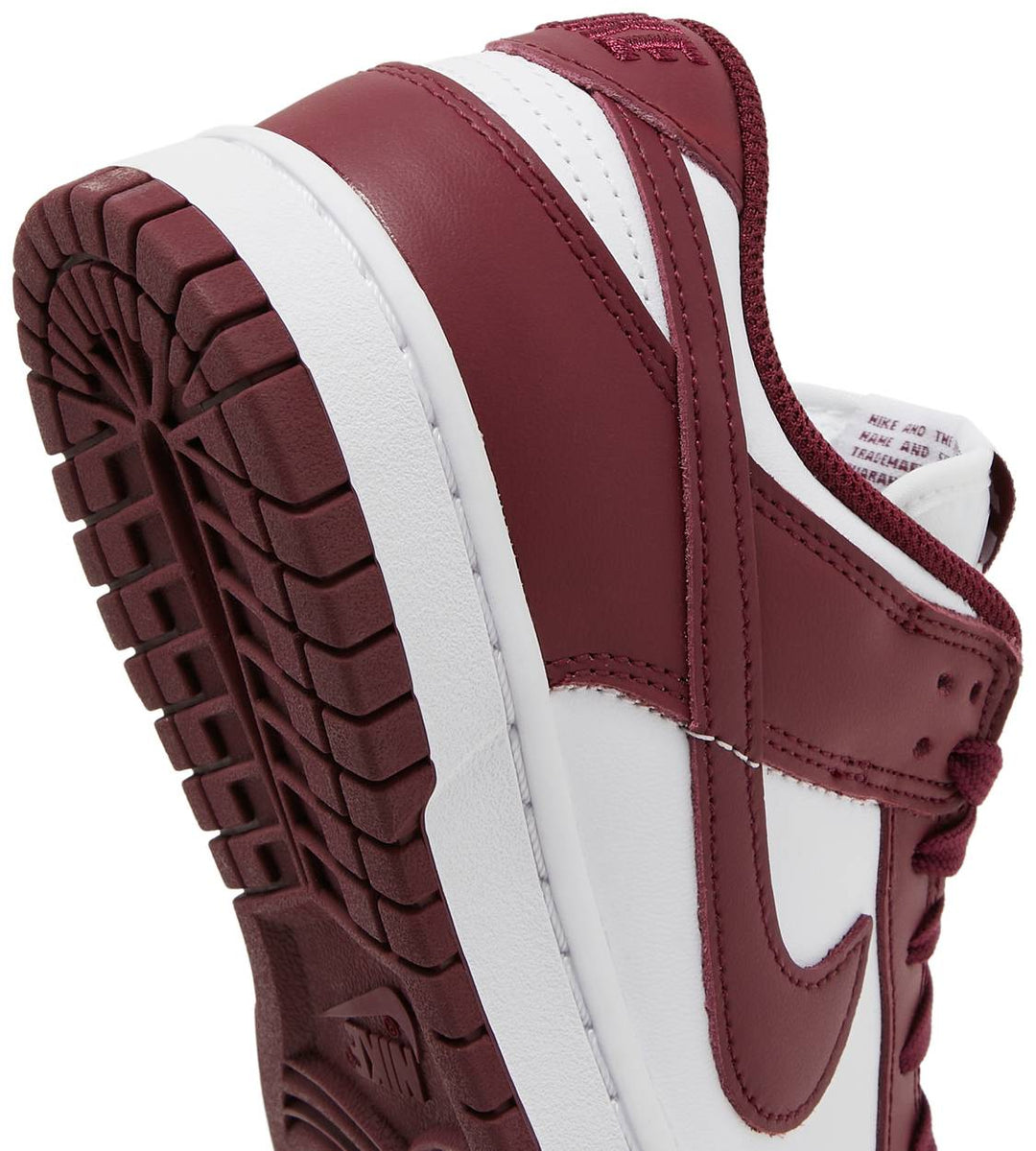 Nike Dunk Low Bordeaux W