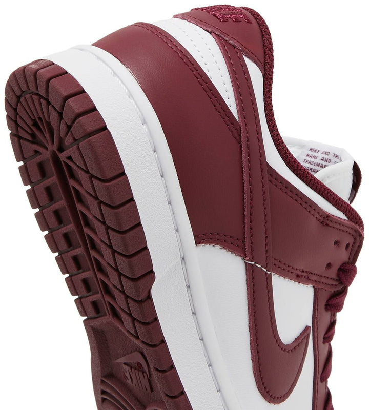 Nike Dunk Low Bordeaux W