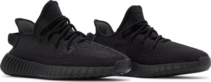 Yeezy 350 v2 Onyx