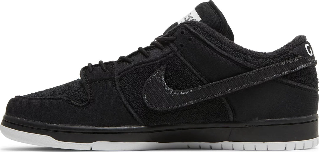 Nike Dunk Low SB Gnarhunter