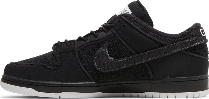 Nike Dunk Low SB Gnarhunter