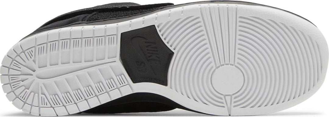 Nike Dunk Low SB Gnarhunter